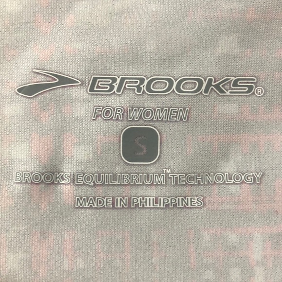 Brooks running shirt - Picture 2 of 4